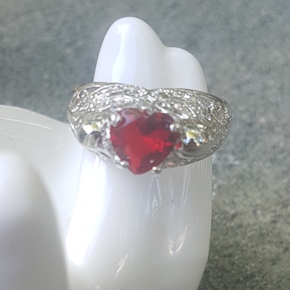 💀❤️ Skull Love Ring - Picture 2 of 8